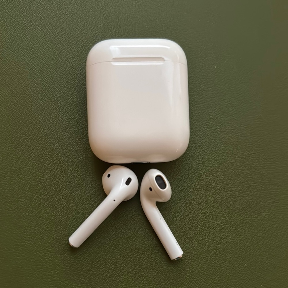 Apple AirPods with Charging Case - White